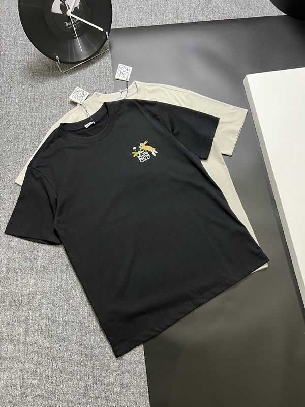 ブランドTシャツ正面デザイン